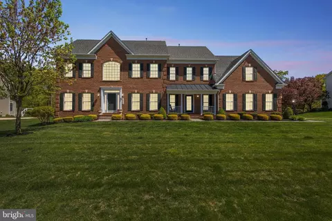 1518 Devere Dr, Pasadena, MD 21122