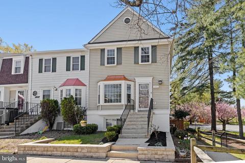 1497 Chatham Ct, Crofton, MD 21114
