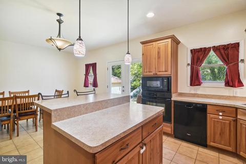 425 Magnolia Dr, Edgewater, MD 21037 photo 15