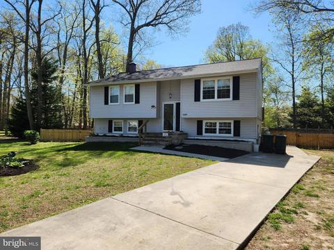1205 Wooddale Ct, Pasadena, MD 21122