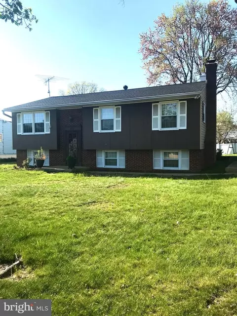 612 Cromwell St, Brooklyn, MD 21225