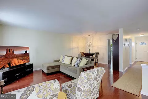 1426 Harwick Ct, Crofton, MD 21114 photo 14