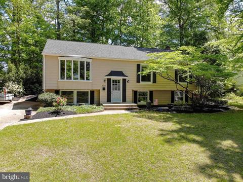 1604 Earlham Ave, Crofton, MD 21114 photo 1