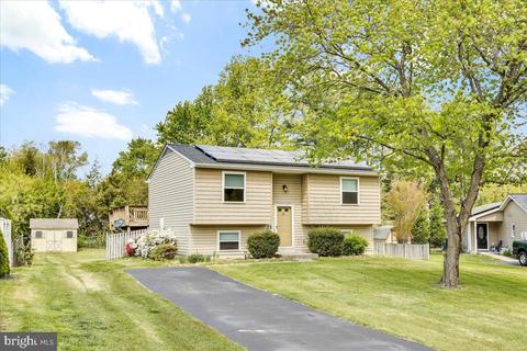 8124 Pasture Ct, Severn, MD 21144