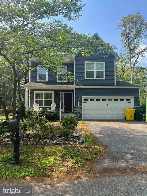 512 Sunset Knoll Rd, Pasadena, MD 21122
