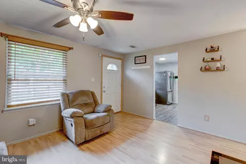 3490 Old Crown Dr, Pasadena, MD 21122 photo 10