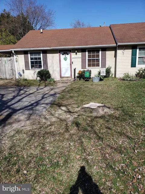3490 Old Crown Dr, Pasadena, MD 21122 photo 3