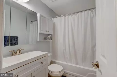 3490 Old Crown Dr, Pasadena, MD 21122 photo 11
