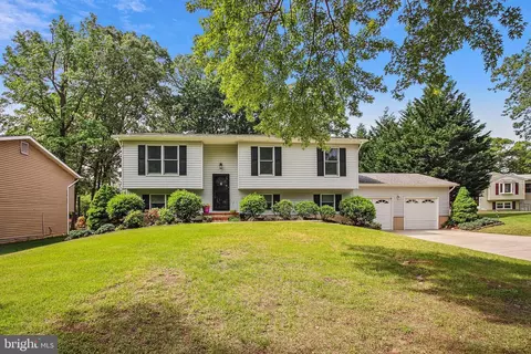 505 Sunnyview Ct, Millersville, MD 21108