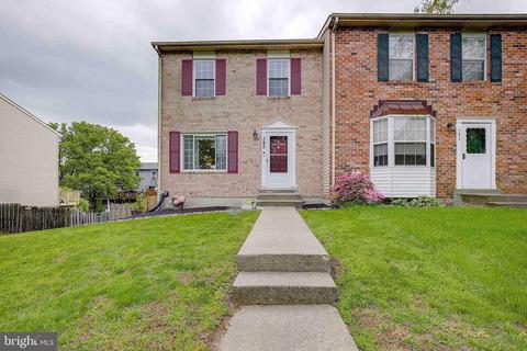 345 Cool Breeze Ct, Pasadena, MD 21122