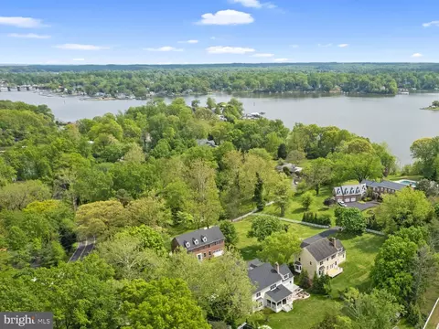 2902 Good Luck Ln, Annapolis, MD 21401
