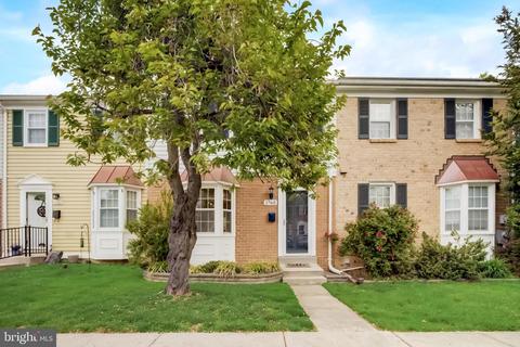 1760 Sharwood Pl, Crofton, MD 21114