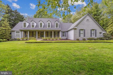 522 Harlequin Ln, Severna Park, MD 21146