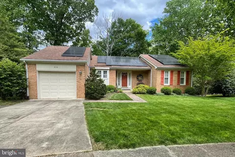 836 Woodmont Rd, Annapolis, MD 21401
