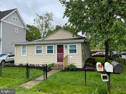 1189 Grove Ave, Shady Side, MD 20764