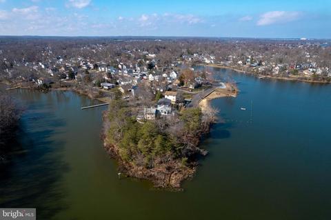 2021 Shore Dr, Edgewater, MD 21037