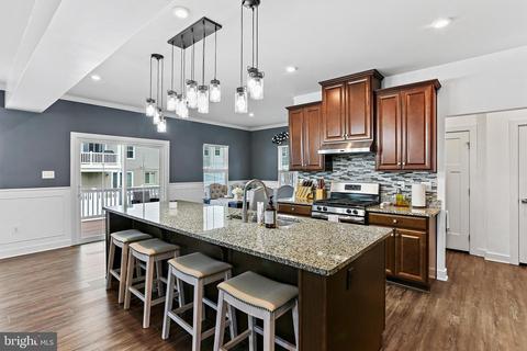 2241 Nottoway Dr, Hanover, MD 21076 photo 4