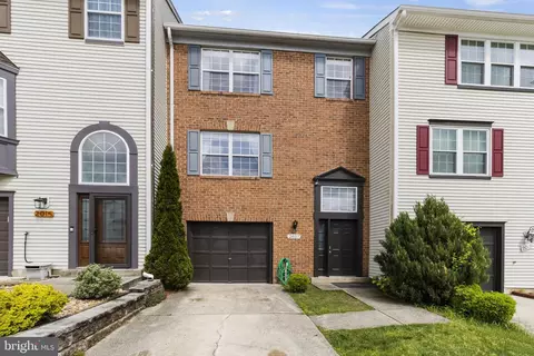 2017 Pinecroft Ct #71, Odenton, MD 21113