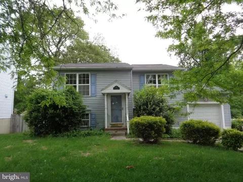 7111 Saint Lauren Ct, Curtis Bay, MD 21226