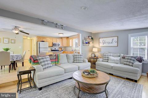 625 E Marshall Ave, Deale, MD 20751 photo 11