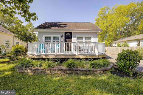 625 E Marshall Ave, Deale, MD 20751