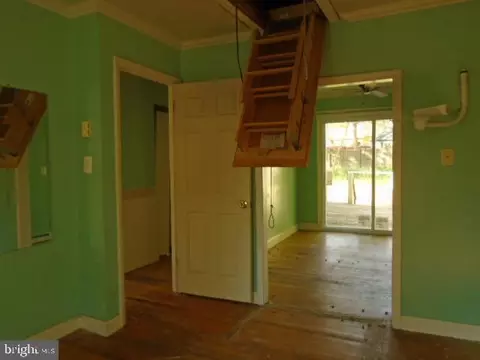 8036 Belhaven Ave, Pasadena, MD 21122 photo 19