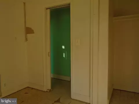 8036 Belhaven Ave, Pasadena, MD 21122 photo 27