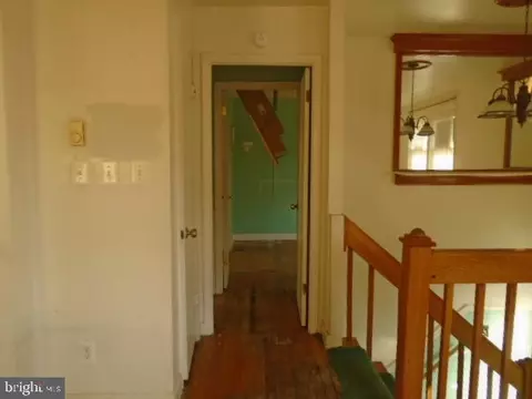 8036 Belhaven Ave, Pasadena, MD 21122 photo 16