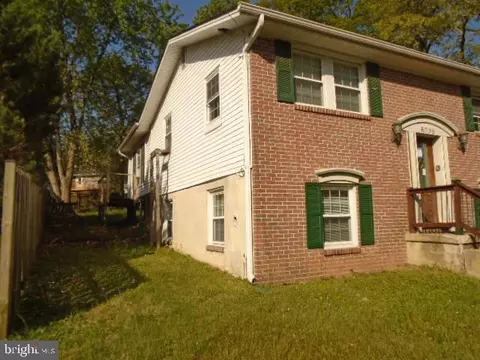 8036 Belhaven Ave, Pasadena, MD 21122 photo 3