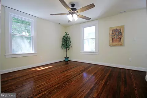 307 E Maple Rd, Linthicum Heights, MD 21090 photo 10