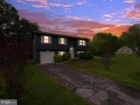 5607 Lee Way Dr, Churchton, MD 20733