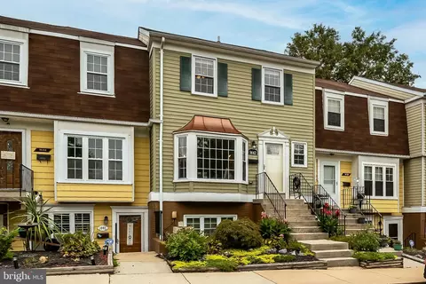 1442 Harwick Ct, Crofton, MD 21114