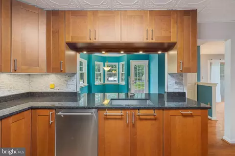 1746 Bayside Beach Rd, Pasadena, MD 21122 photo 32