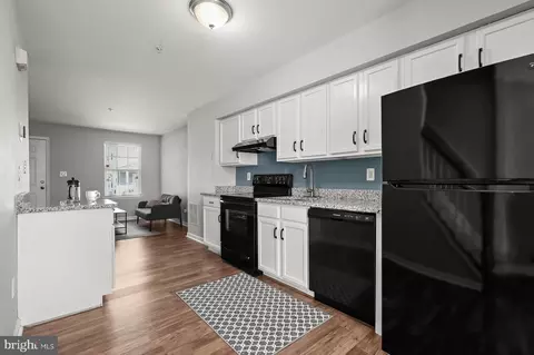 30 Johnson Pl, Annapolis, MD 21401 photo 4