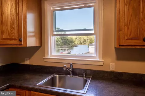 1708 Twickenham Rd, Pasadena, MD 21122 photo 24