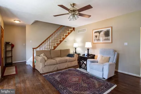 1708 Twickenham Rd, Pasadena, MD 21122 photo 16