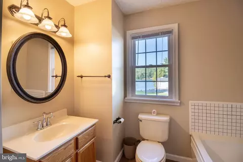 1708 Twickenham Rd, Pasadena, MD 21122 photo 30