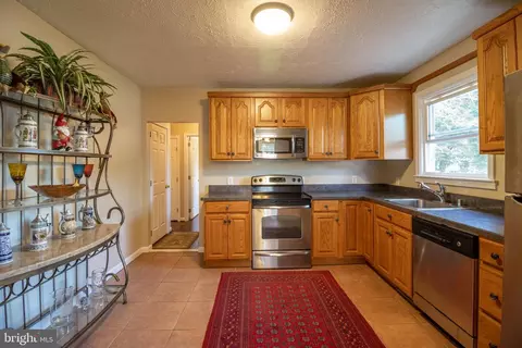 1708 Twickenham Rd, Pasadena, MD 21122 photo 21