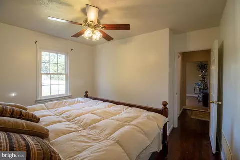 1708 Twickenham Rd, Pasadena, MD 21122 photo 29