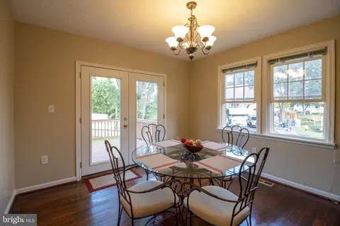 1708 Twickenham Rd, Pasadena, MD 21122 photo 17