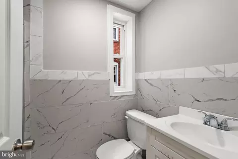 210 E 11th Ave, Baltimore Highlands, MD 21225 photo 9