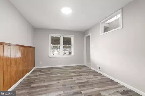 210 E 11th Ave, Baltimore Highlands, MD 21225 photo 3