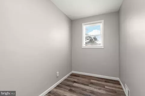210 E 11th Ave, Baltimore Highlands, MD 21225 photo 12