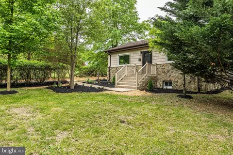 1731 Maple Ave, Hanover, MD 21076 photo 2
