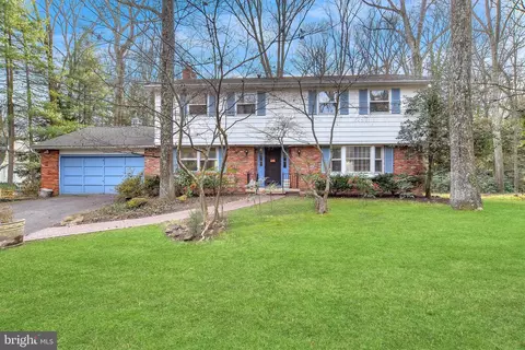 207 Mckinsey Rd, Severna Park, MD 21146