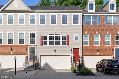 7516 Stonehouse Run Dr, Glen Burnie, MD 21060