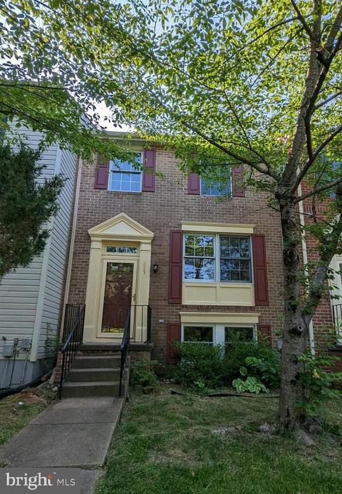 865 Chestnutview Ct, Chestnut Hill Cove, MD 21226
