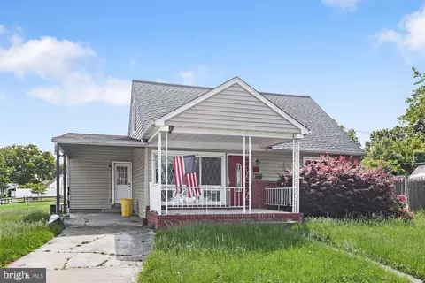 101 Hollywood Dr, Glen Burnie, MD 21060