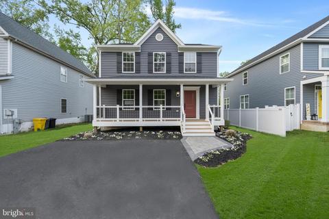 802 Cedar Ave, North Beach, MD 20714