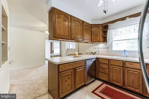 3388 Crumpton S, Laurel, MD 20724 photo 10